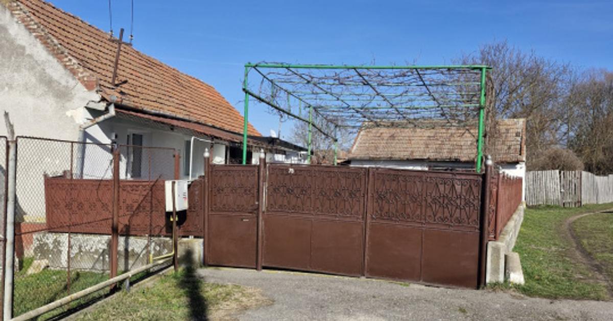 Casă individuală 105 mp cu 3 camere în Aurel Vlaicu