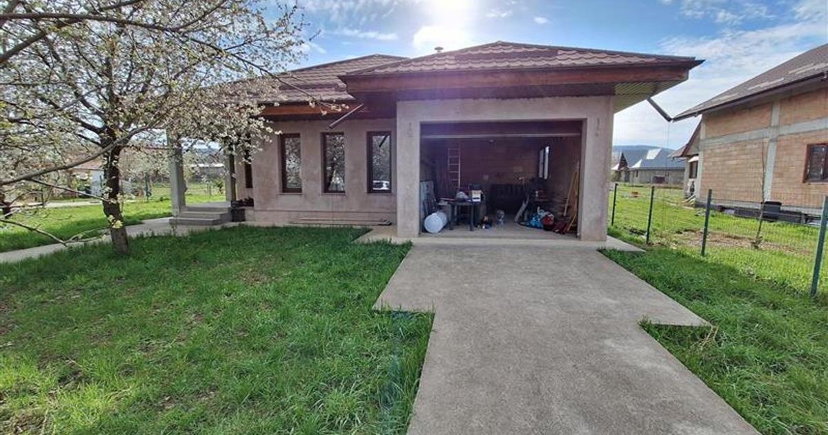 Casă individuală cu 4 camere în zona 9 Mai, Bacău