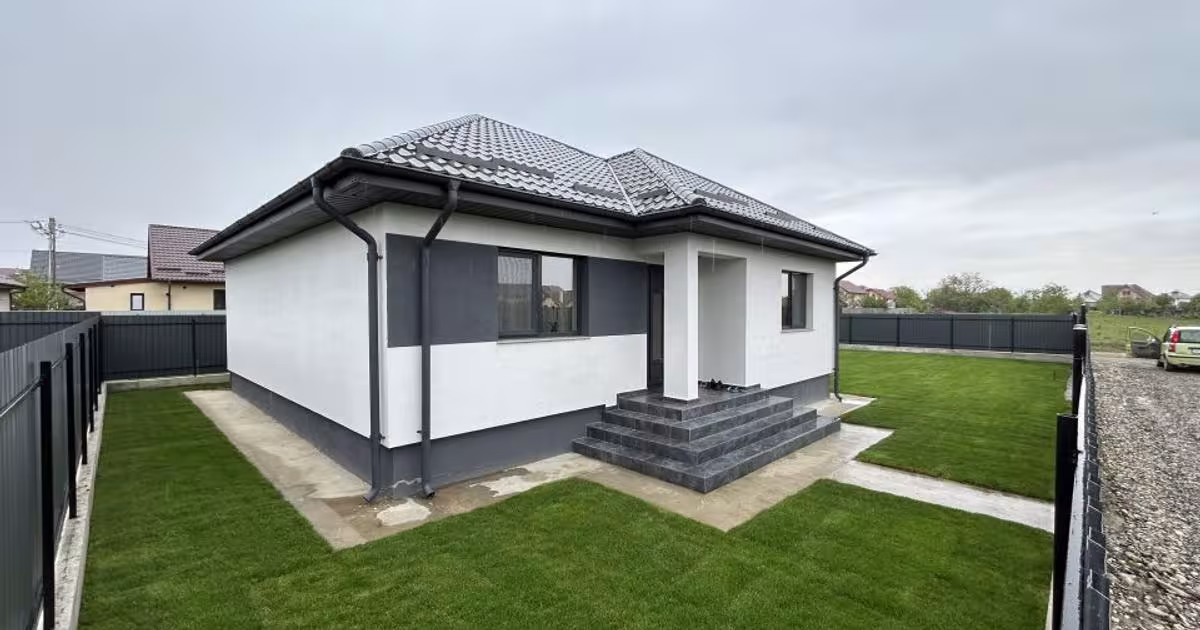 Casă individuală 90 mp cu 3 camere în zona Șerbănești, Bacău