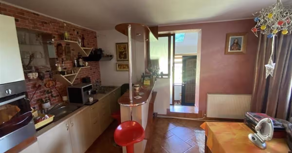 Casă individuală cu 4 camere în zona Tache, Bacău