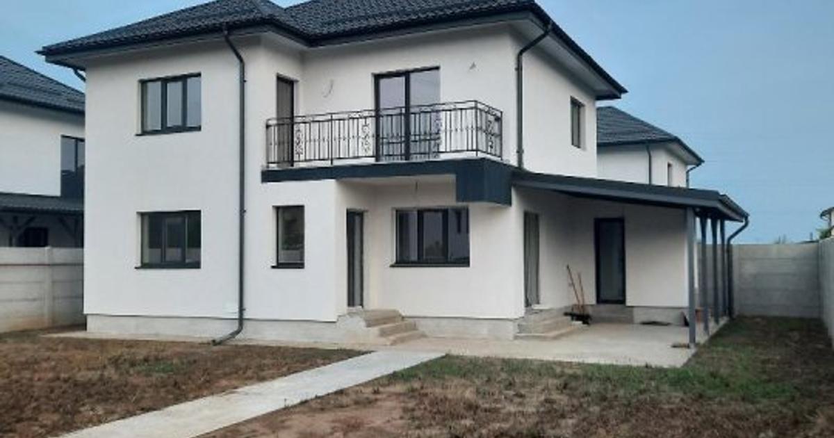 Casă individuală 120 mp cu 4 camere în Bâcu