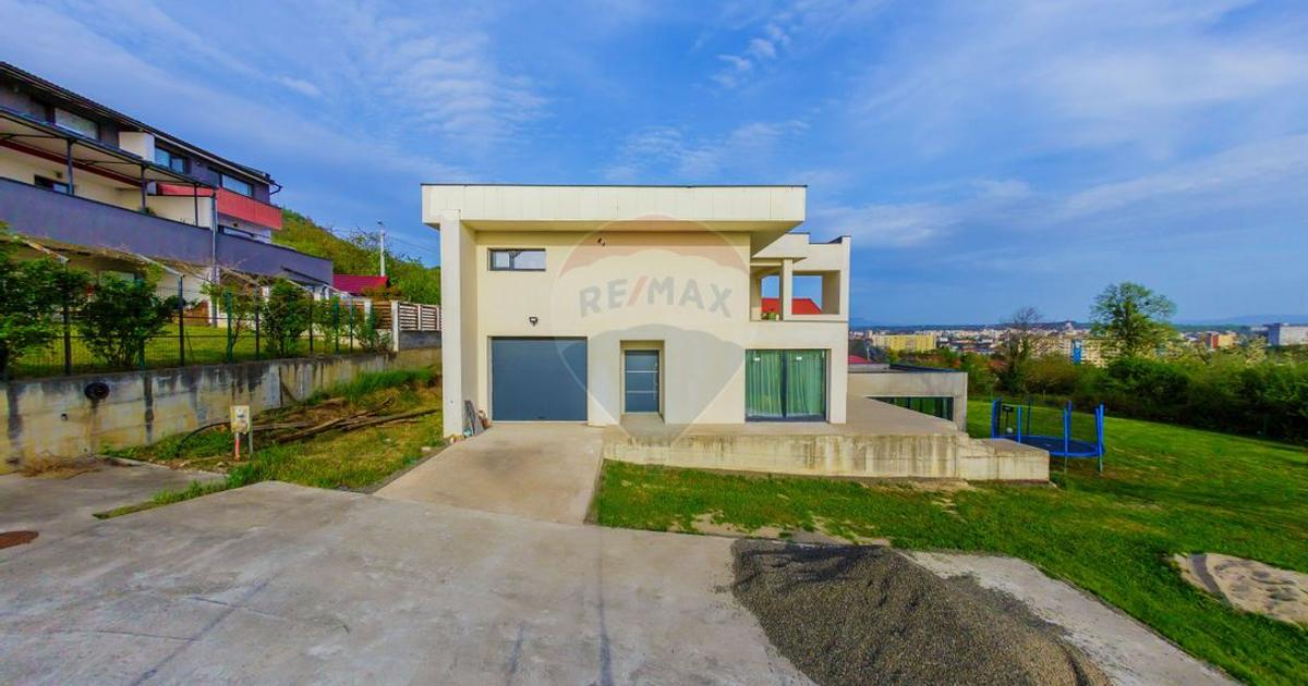 Casă individuală cu 7 camere în zona Săsar, Baia Mare