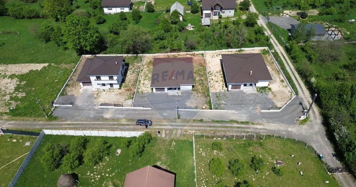 Casă individuală cu 6 camere în zona Est, Baia Sprie