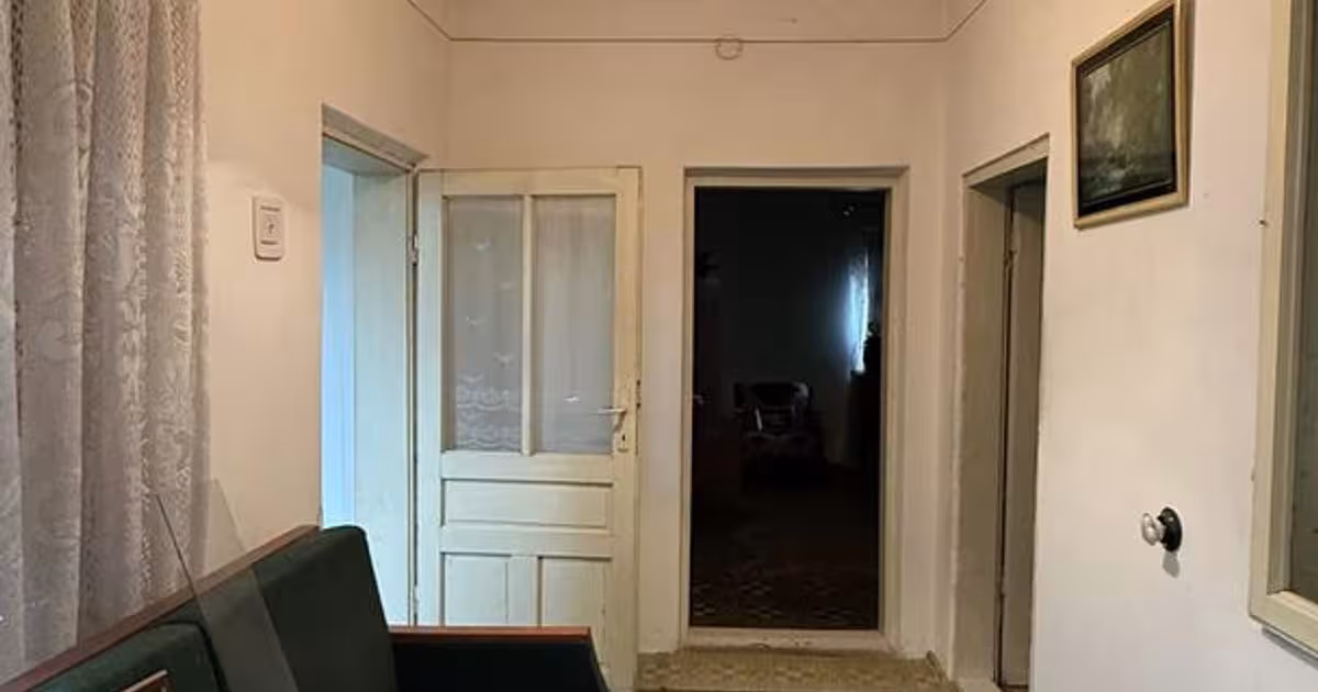 BANEASA - SALCIA - JUD. TELEORMAN, casa 5 camere, teren 1336 mp