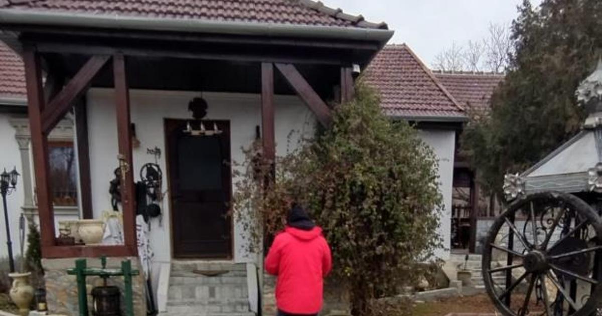 Casă individuală 338 mp cu 2 camere în Barațca