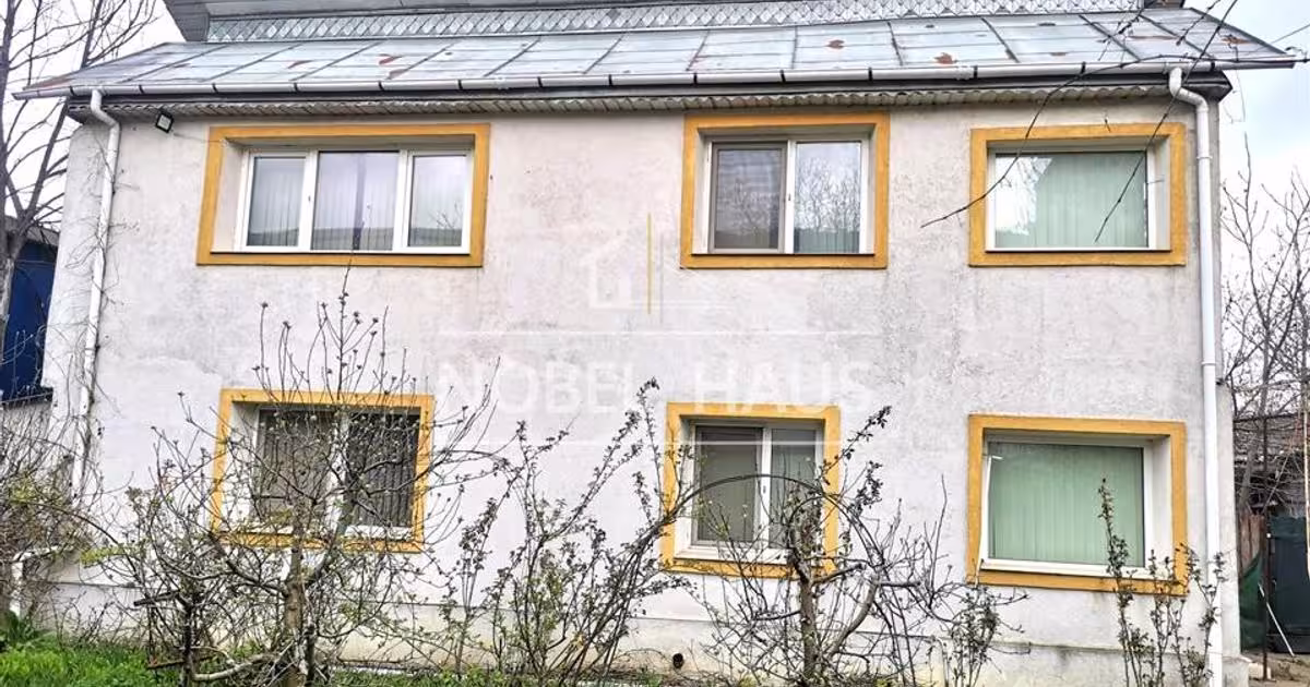 Casă individuală 103 mp cu 4 camere în zona Central, Bârlad