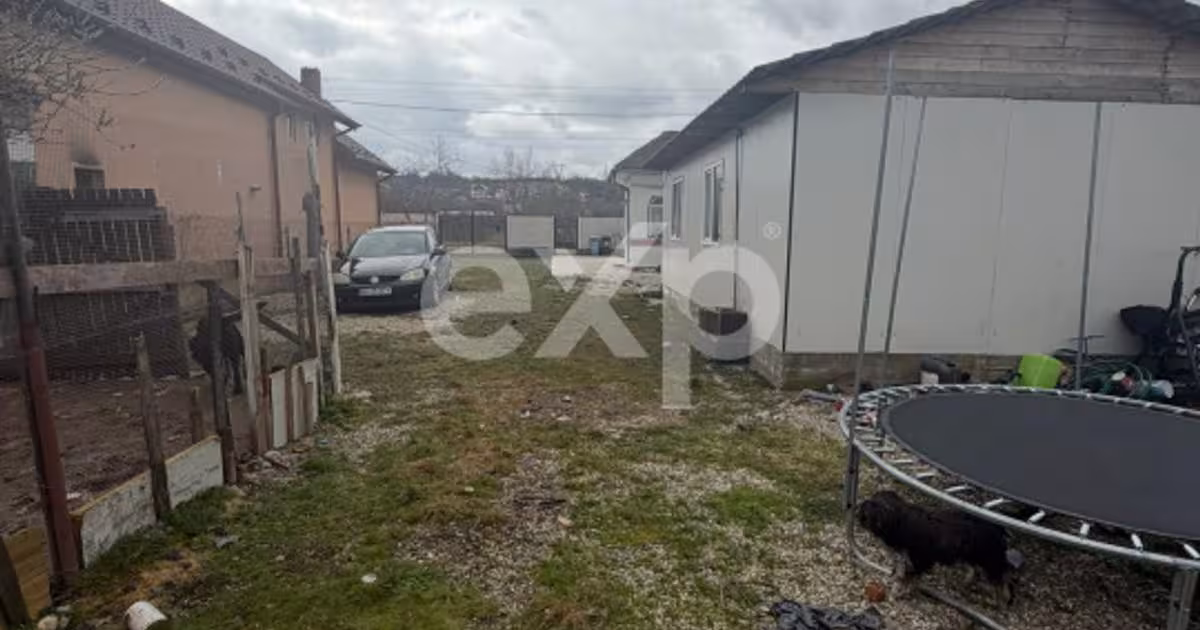 Casă individuală cu 2 camere în Bascov