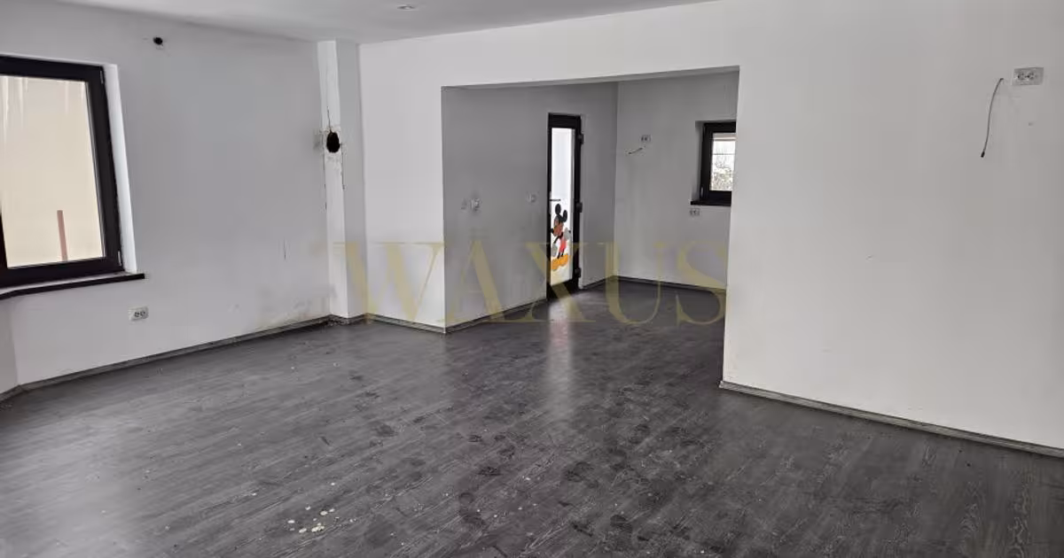 Casă individuală cu 5 camere în Beclean