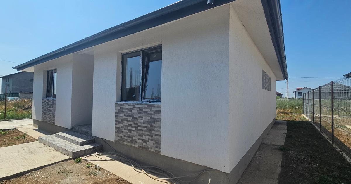 Casă individuală 90 mp cu 4 camere în Berceni