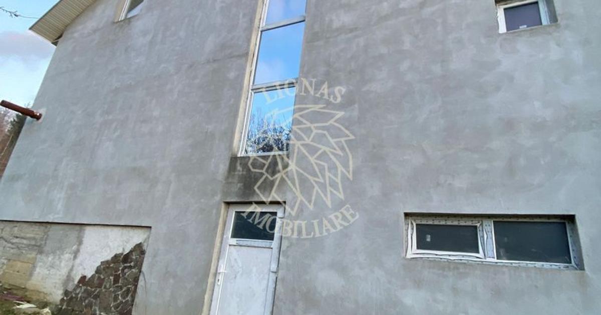 Casă individuală cu 6 camere în Bistrița Bârgăului