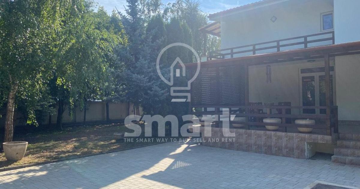 Casă individuală 245 mp cu 5 camere în zona Calea Moldovei, Bistrița