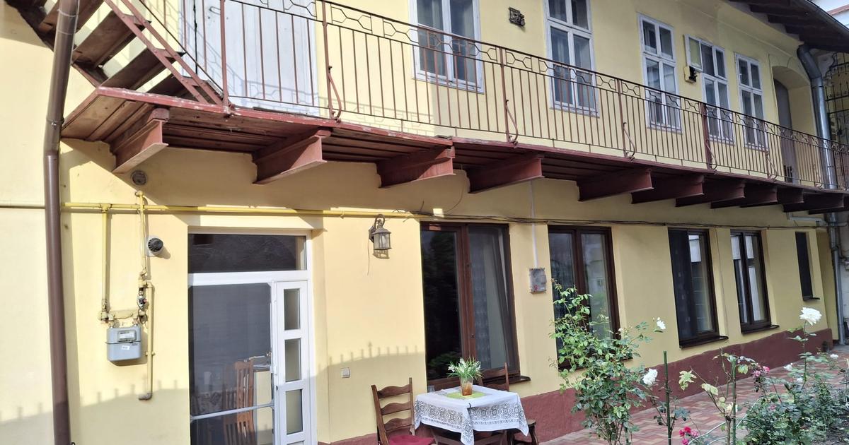 Casă individuală cu 4 camere în zona Central, Bistrița