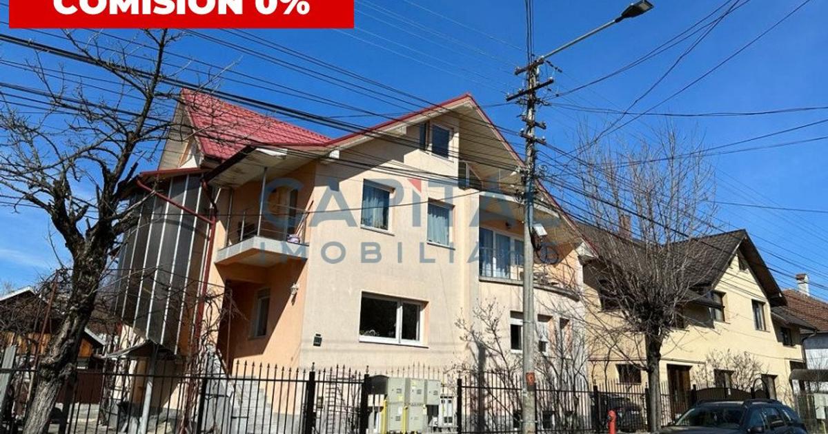 Casă individuală 500 mp cu 15 camere în zona Central, Bistrița