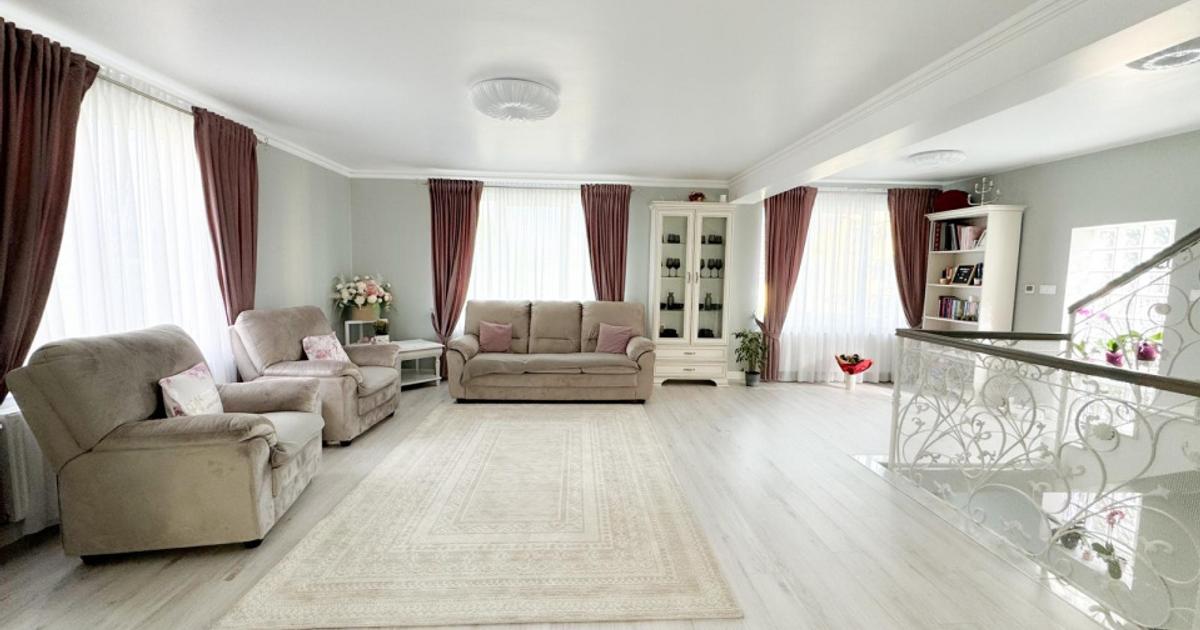 Casă individuală 250 mp cu 4 camere în zona Centura, Bistrița