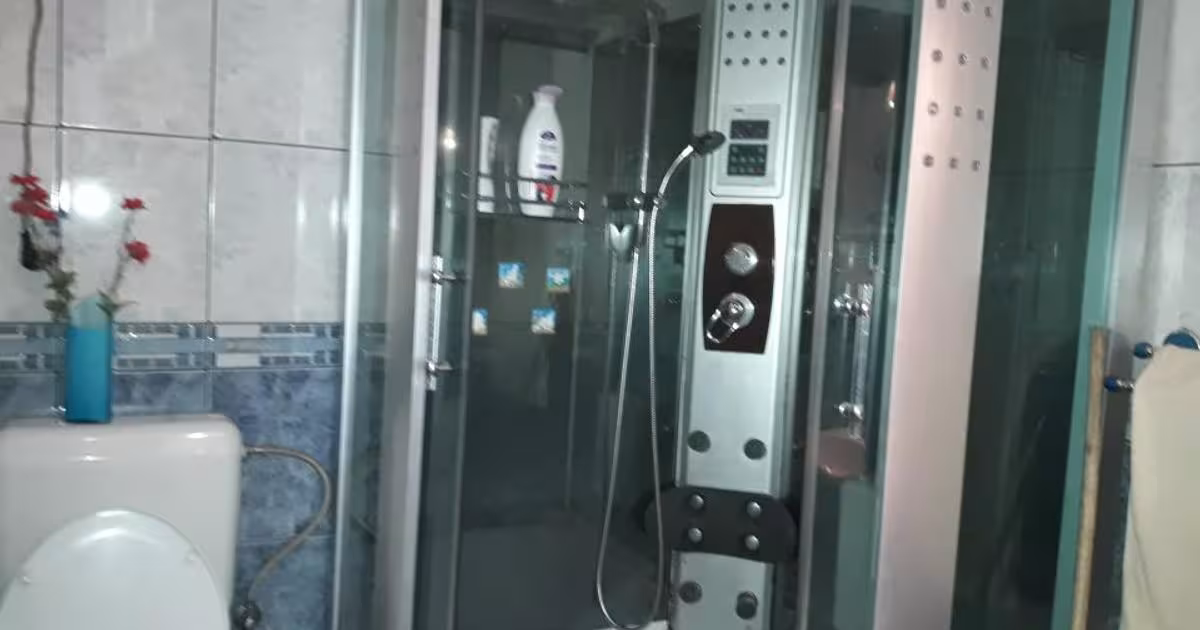 Casă individuală 250 mp cu 6 camere în zona Decebal, Bistrița