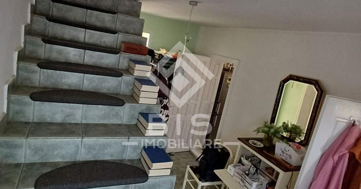 Casă individuală 300 mp cu 5 camere în zona Exterior Nord, Bistrița