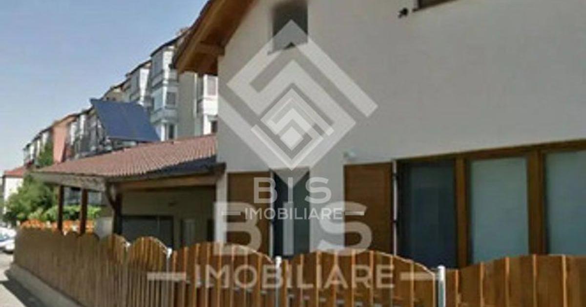 Casă individuală 270 mp cu 6 camere în zona Ultracentral, Bistrița