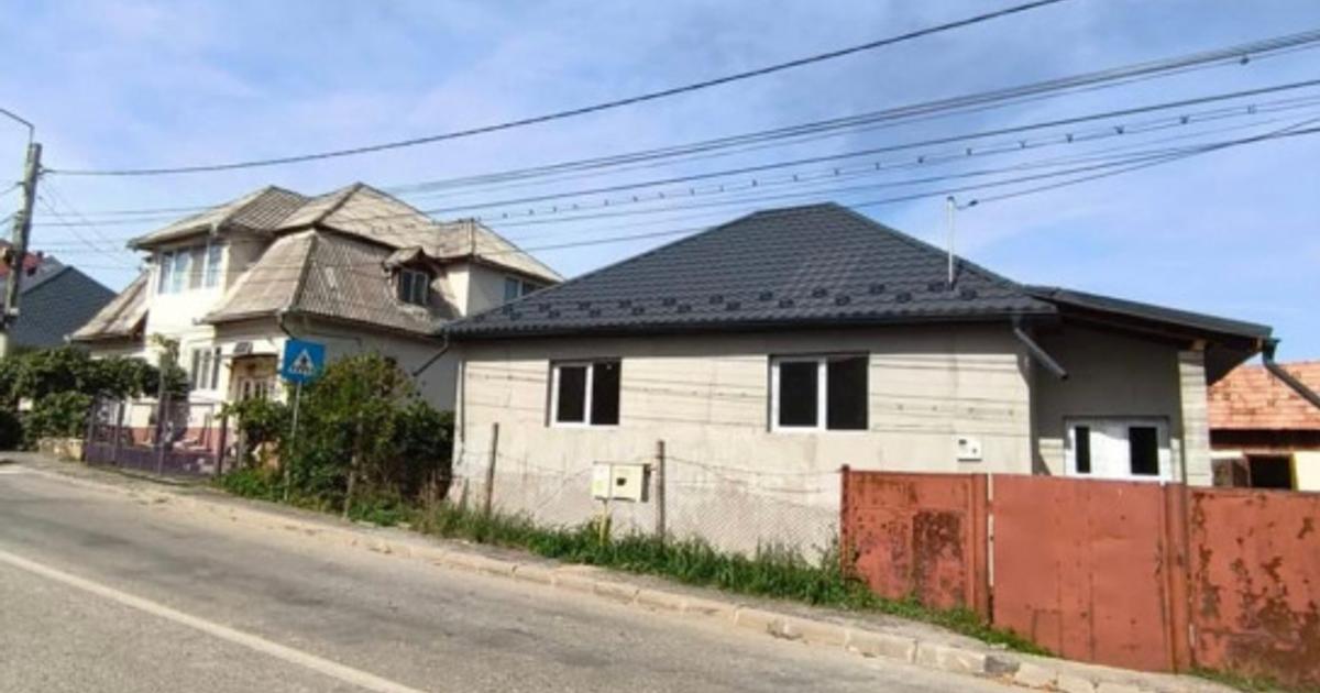 Casă individuală 80 mp cu 3 camere în zona Vest, Bistrița