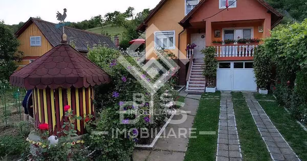 Casă individuală cu 4 camere în zona Viișoara, Bistrița