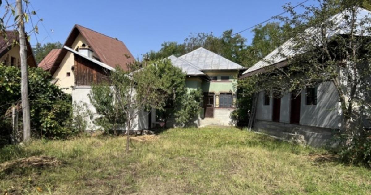 Casă individuală 80 mp cu 6 camere în Bogați