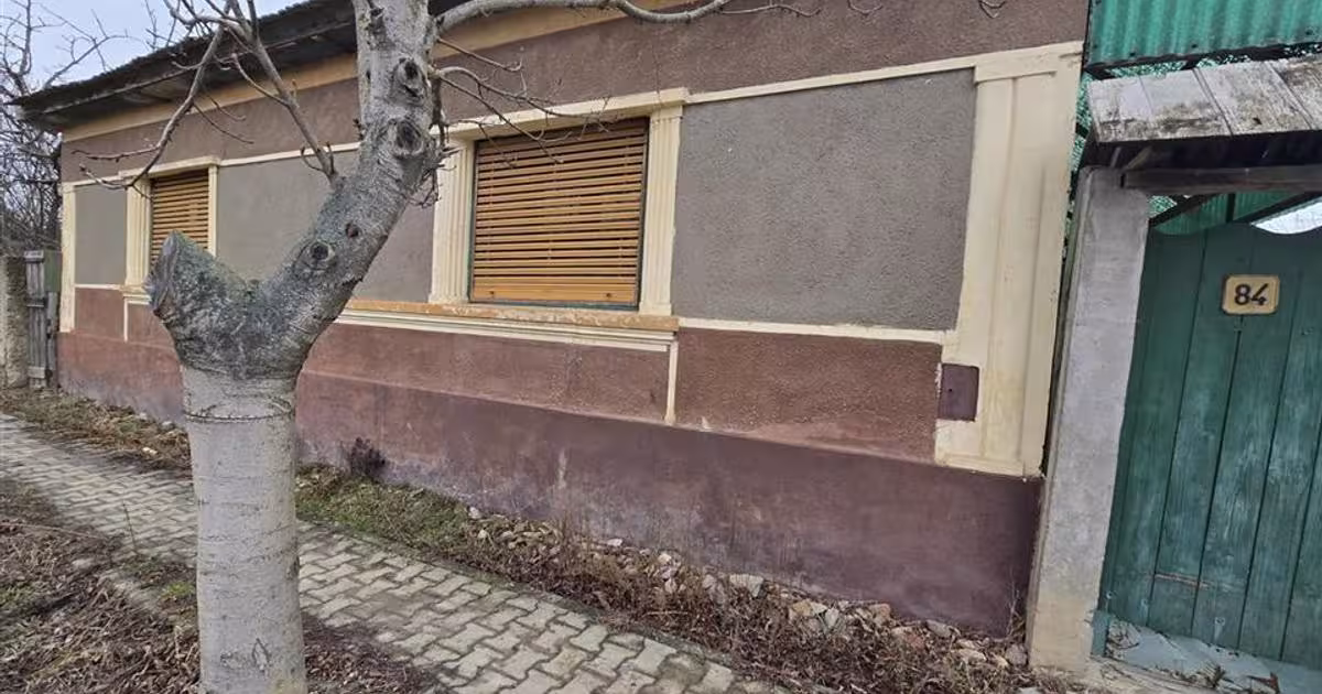 Casă individuală cu 3 camere în Boiu