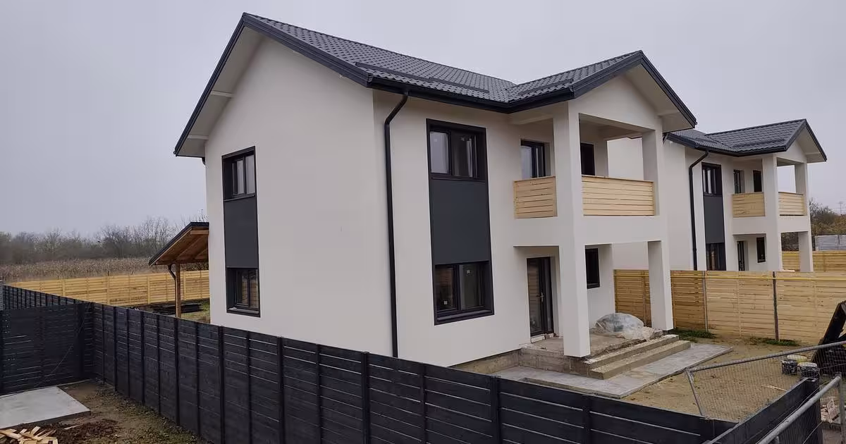 Casă individuală cu 4 camere în Bolintin-Vale