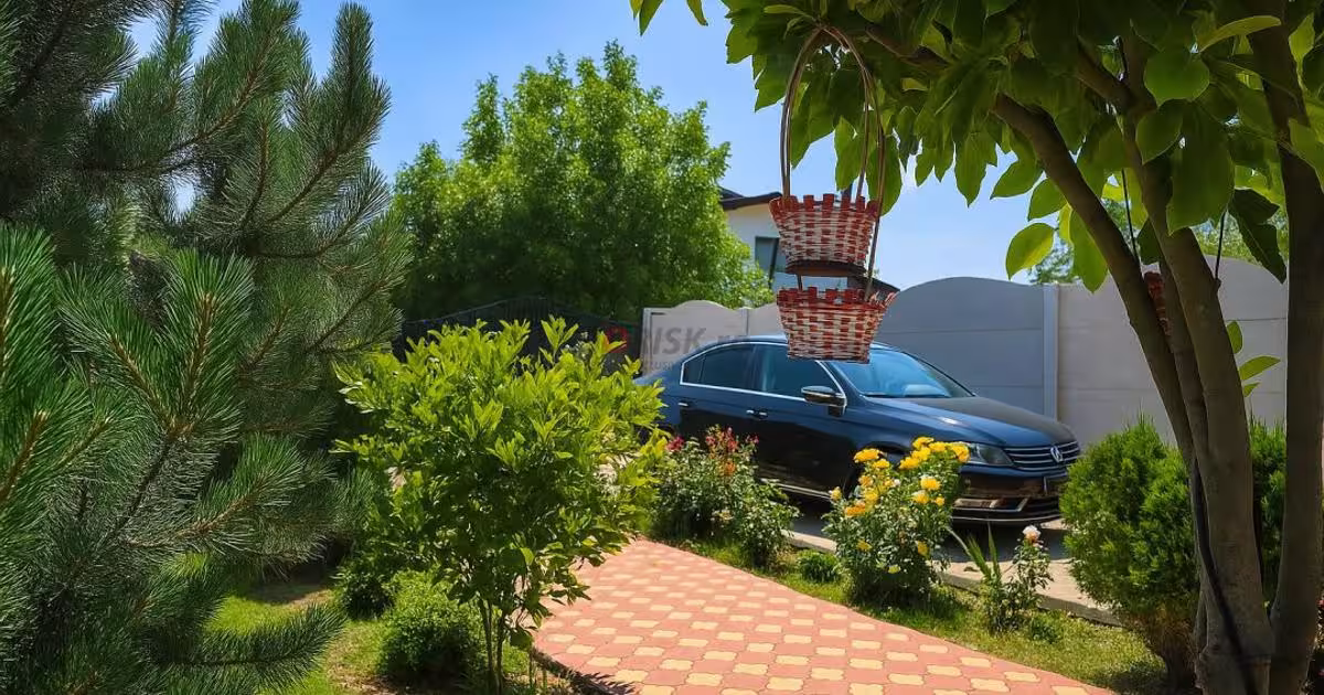 Casă individuală cu 3 camere în Bolintin-Vale