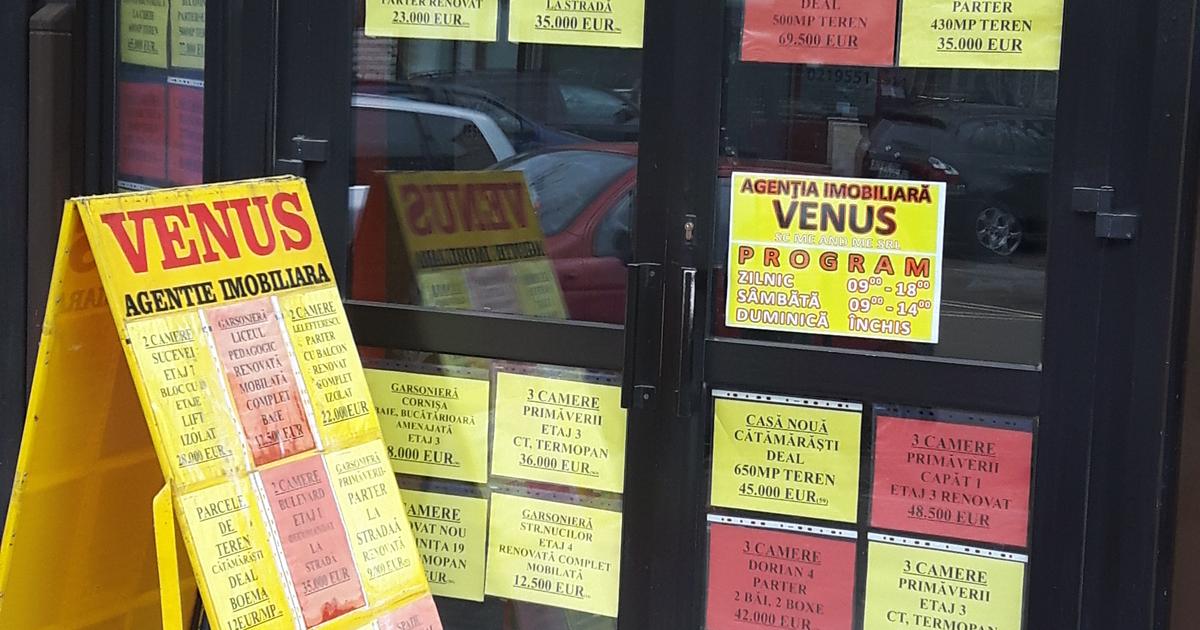 Casă individuală cu 11 camere în zona Central, Botoșani