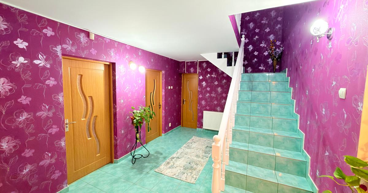 Casă individuală cu 3 camere în zona Central, Botoșani