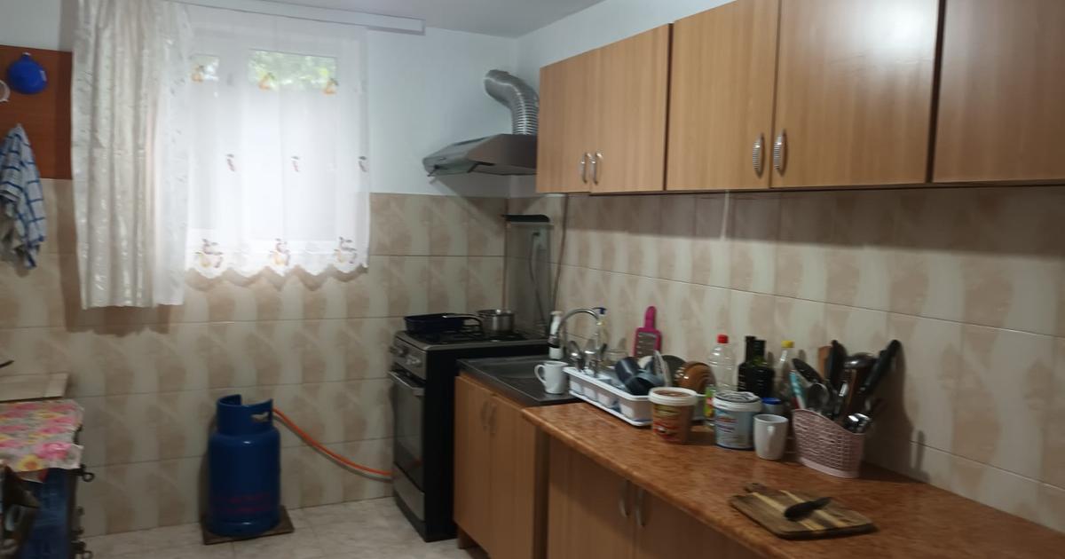 Casă individuală cu 4 camere în zona Central, Botoșani