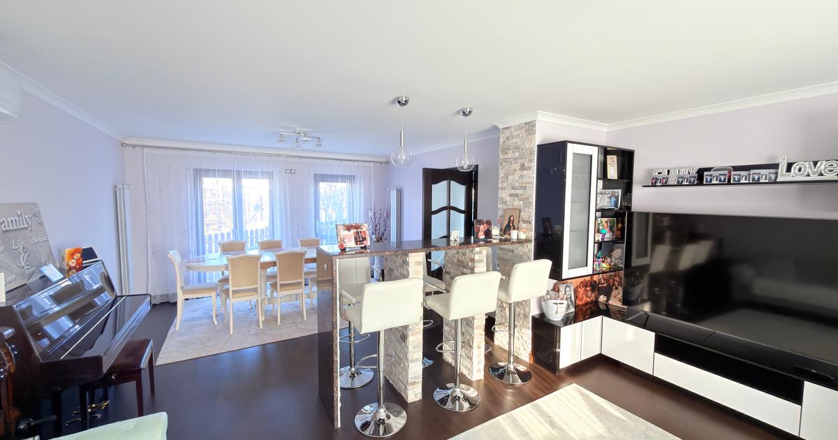 Casă individuală cu 4 camere în zona Central, Botoșani