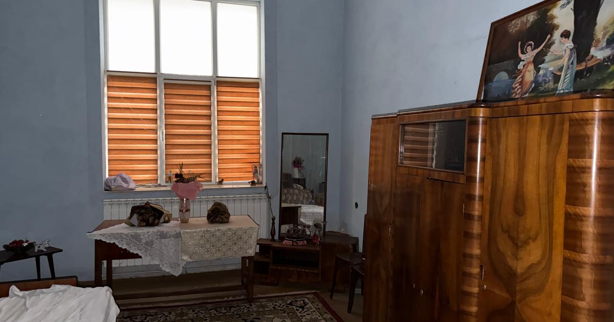 Casă individuală cu 4 camere în zona Central, Botoșani