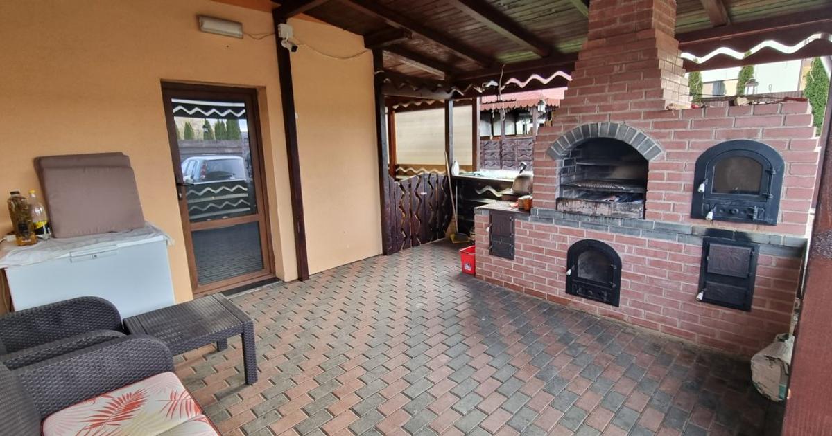 Casă individuală 170 mp cu 4 camere în zona Central, Botoșani