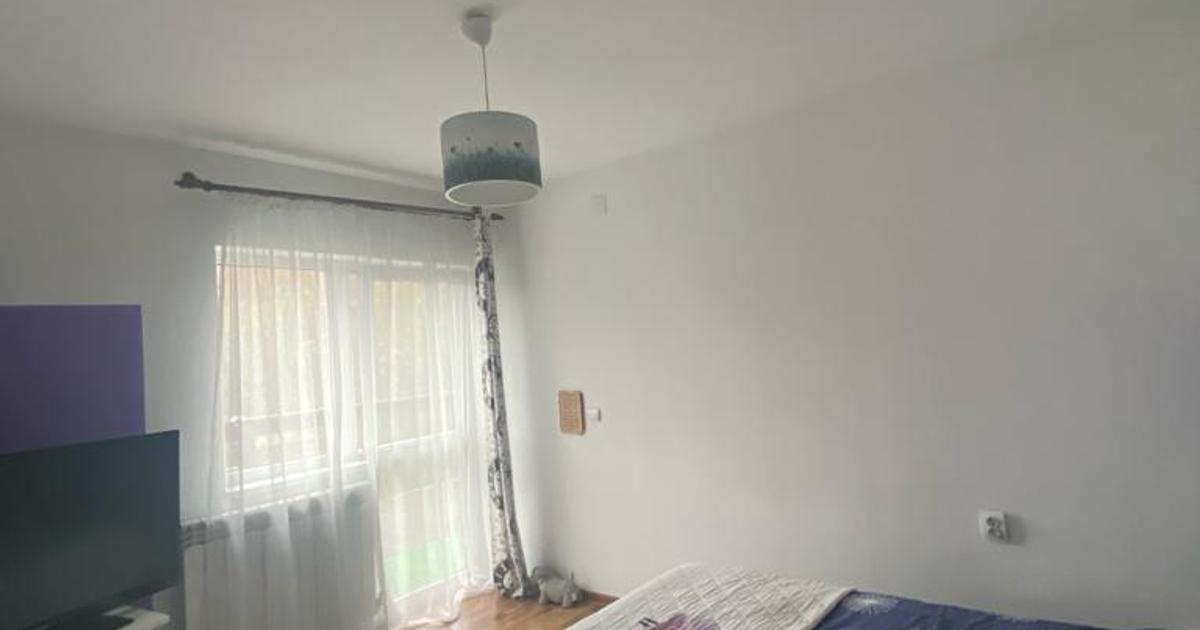 Casă individuală 220 mp cu 5 camere în zona Central, Botoșani