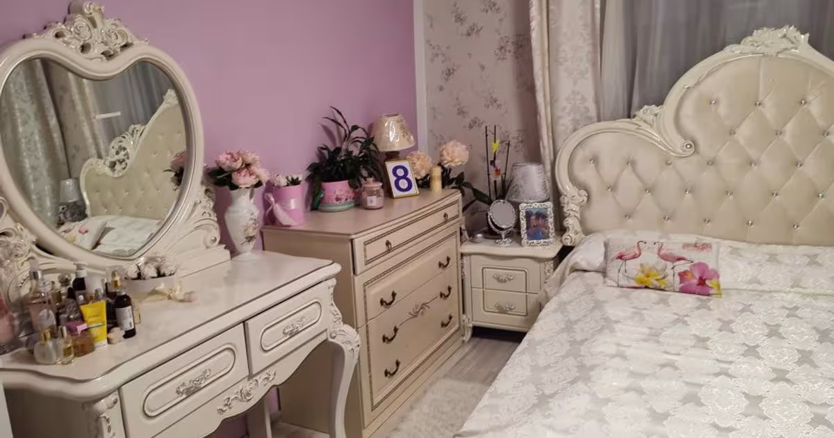Casă individuală 500 mp cu 9 camere în zona Central, Botoșani