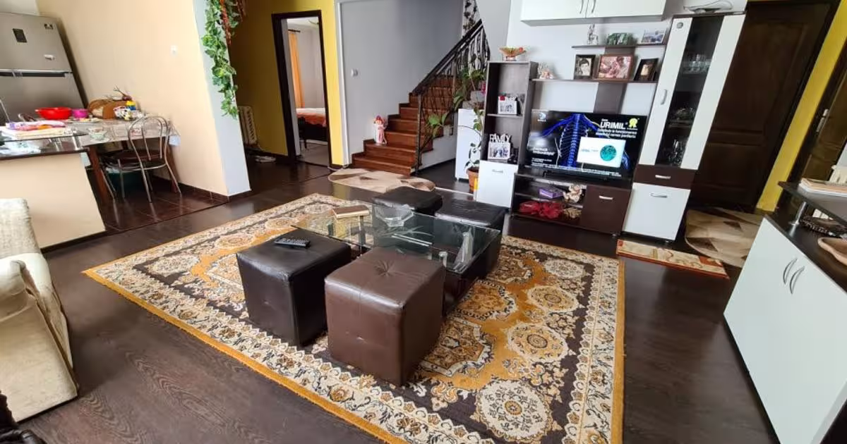 Casă individuală 190 mp cu 5 camere în zona Exterior Est, Botoșani