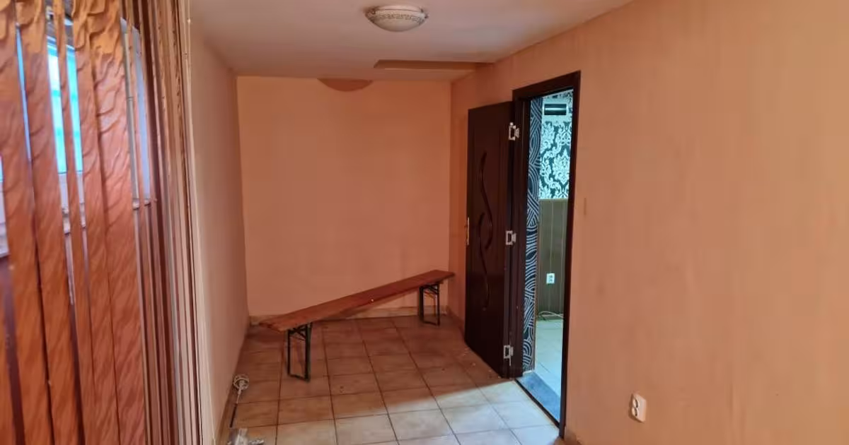 Casă individuală 120 mp cu 3 camere în Brăești