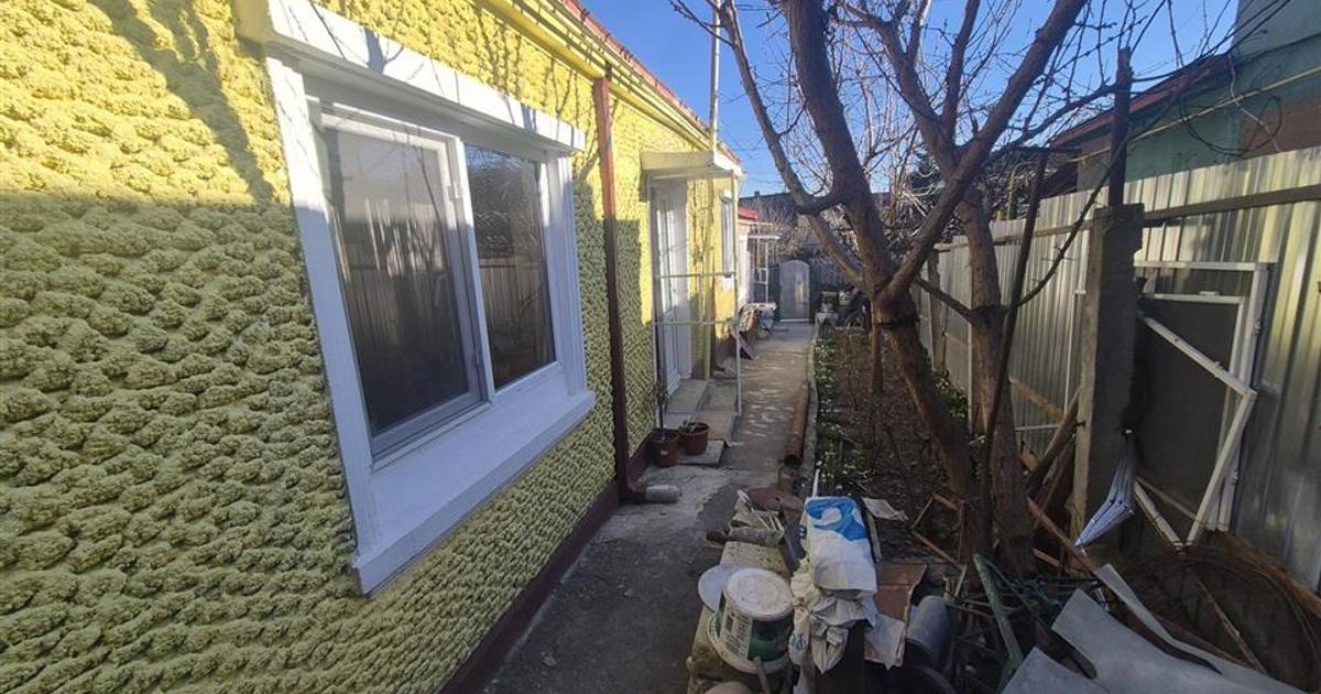 Casă individuală cu 2 camere în zona Central, Brăila