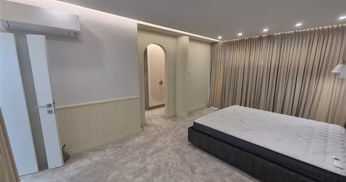 Casă individuală 115 mp cu 3 camere în zona Central, Brăila