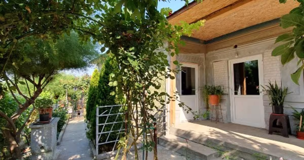 Casă individuală 130 mp cu 5 camere în Brâncoveanca