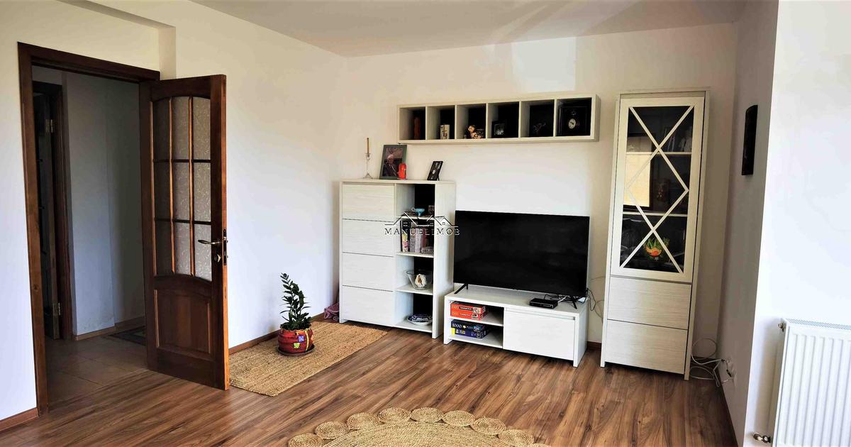 Casă individuală 206 mp cu 5 camere în zona Exterior Est, Breaza