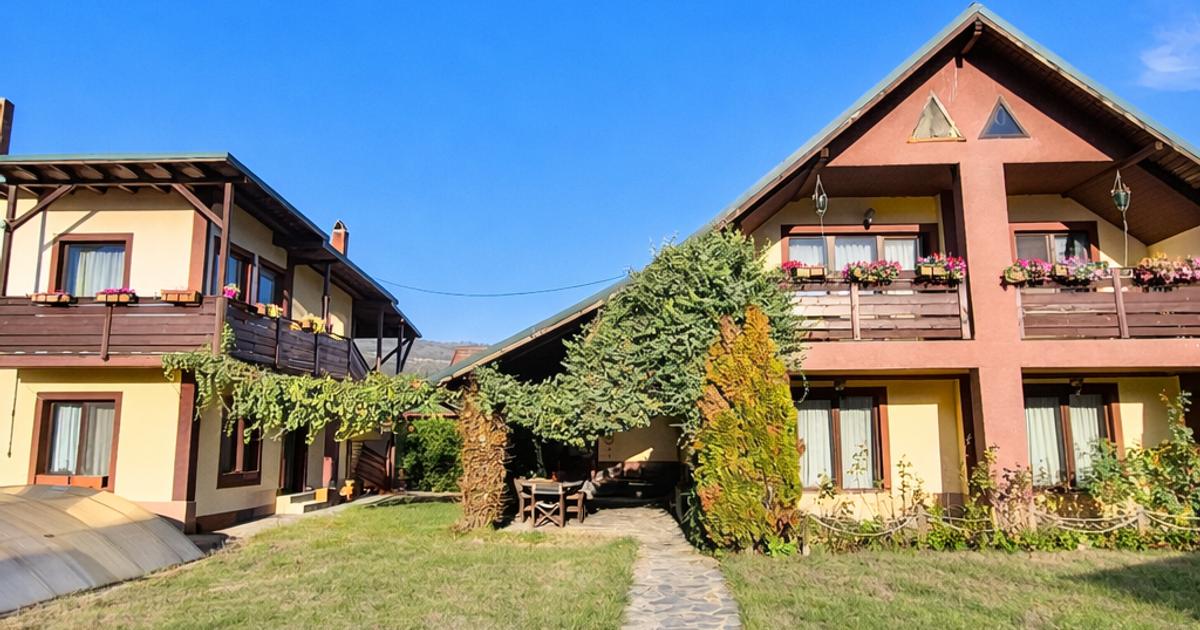 Casă individuală cu 5 camere în Budești