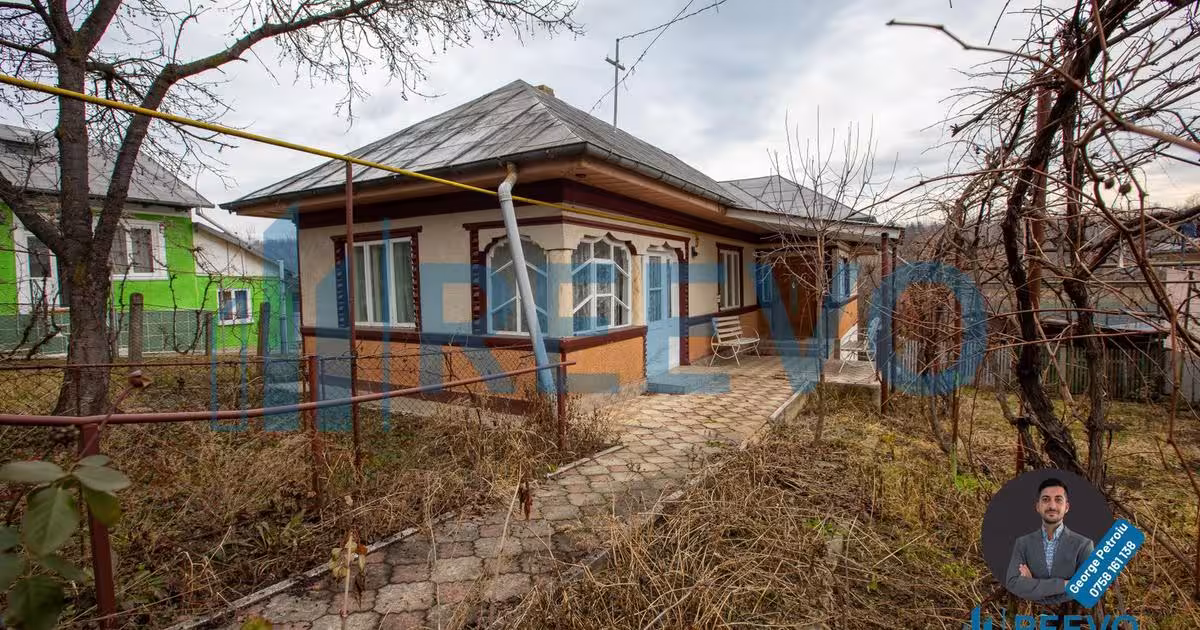 Casă individuală cu 3 camere în zona Central, Buhuși