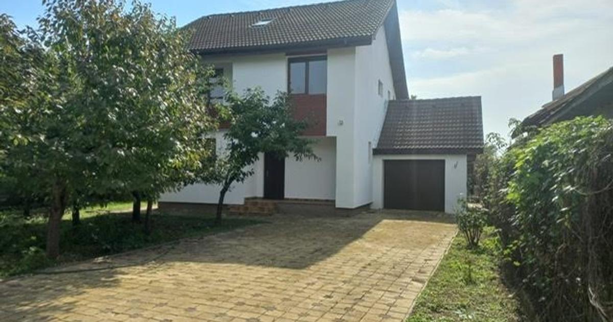 Casă individuală 122 mp cu 5 camere în Bujoreanca