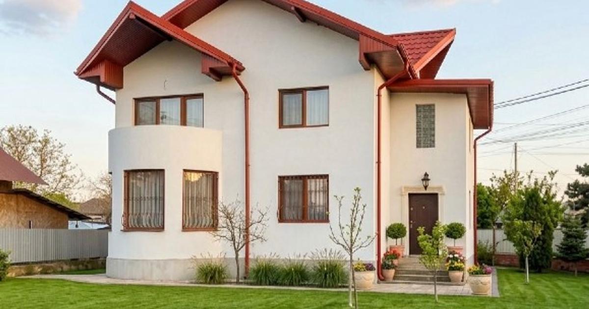 Casă individuală 1,200 mp cu 5 camere în Bulbucata