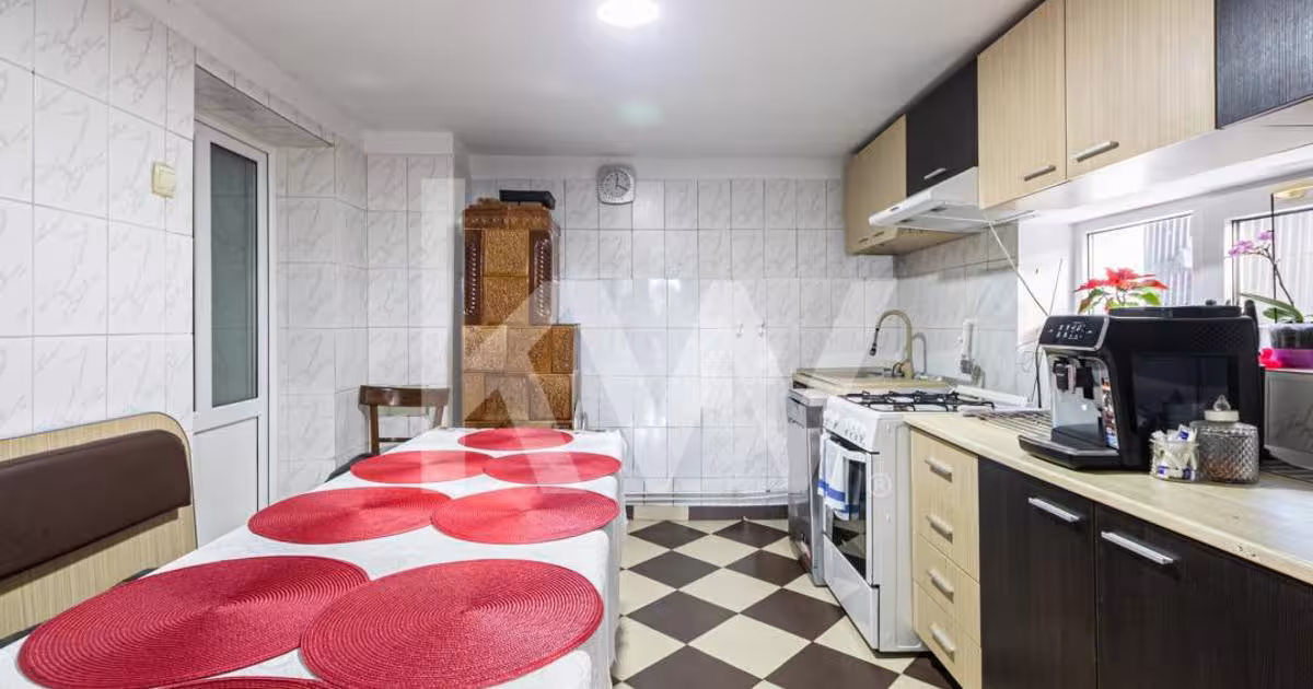 Casă individuală 116 mp cu 5 camere în zona Gării, Bușteni