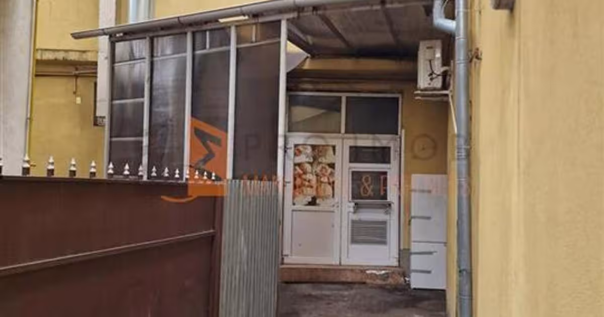 Casă individuală cu 1 camere în zona 1 Decembrie, Buzău