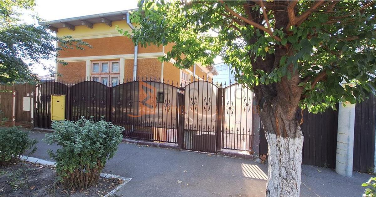 Casă individuală 68 mp cu 3 camere în zona 1 Decembrie, Buzău