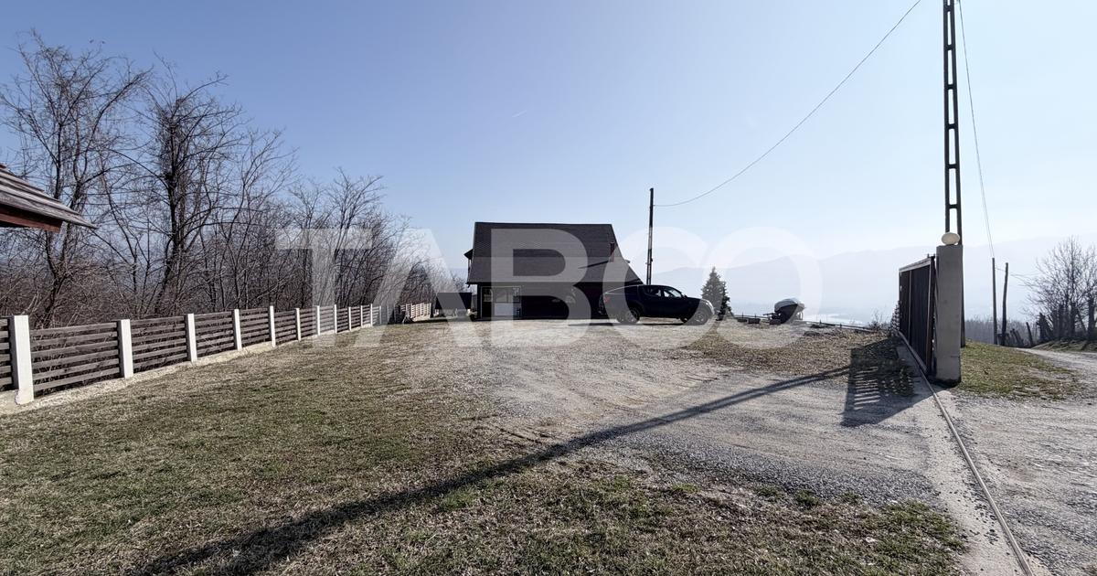 Casă individuală cu 8 camere în Călimănești