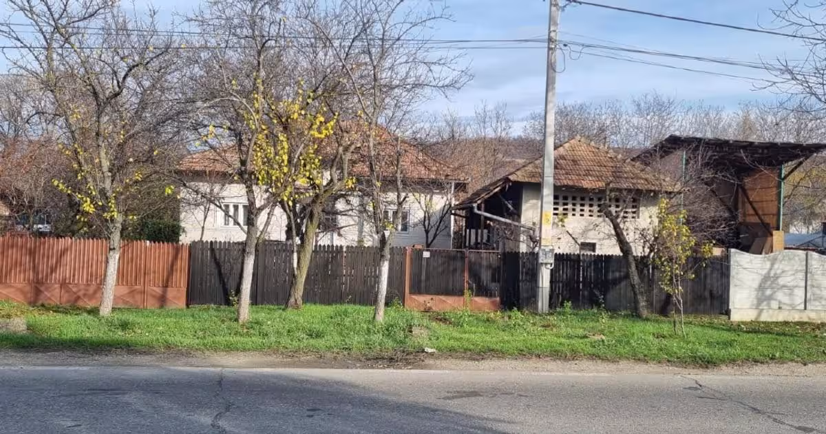 Casă individuală 85 mp cu 3 camere în Călinești